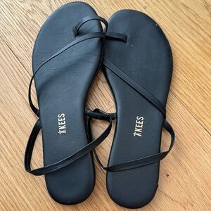 Tkees size 7 leather sandal